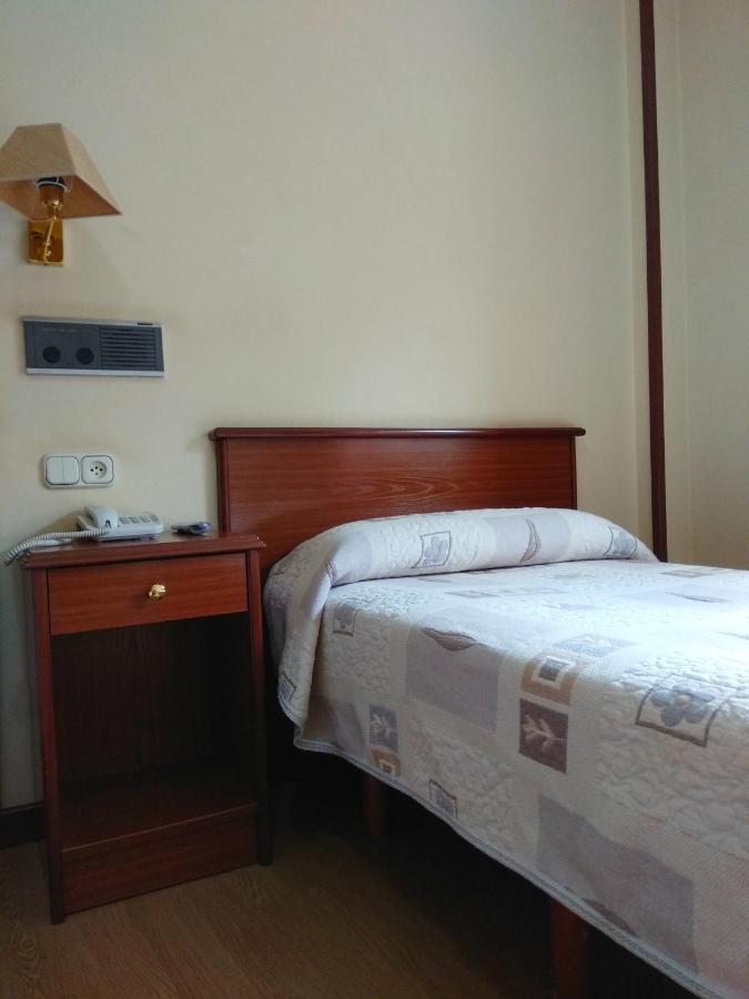 Hotel Capital De Galicia Сантяго де Компостела Екстериор снимка