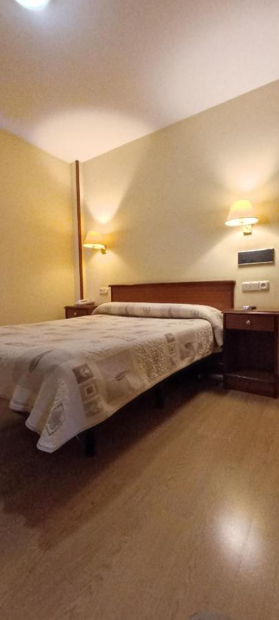 Hotel Capital De Galicia Сантяго де Компостела Екстериор снимка