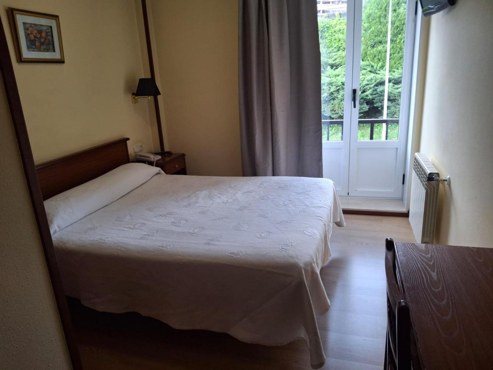 Hotel Capital De Galicia Сантяго де Компостела Екстериор снимка