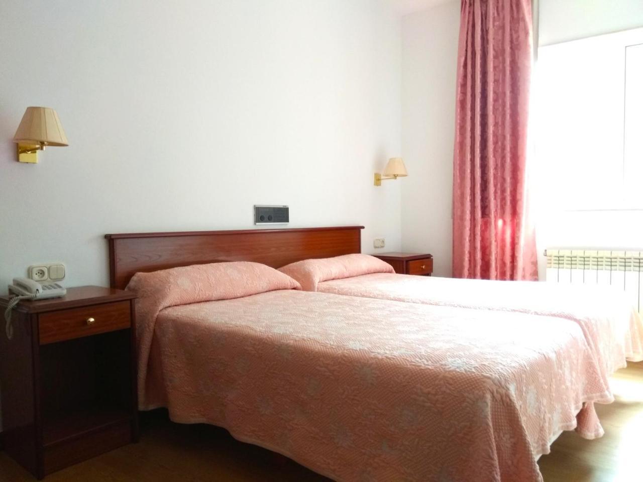 Hotel Capital De Galicia Сантяго де Компостела Екстериор снимка